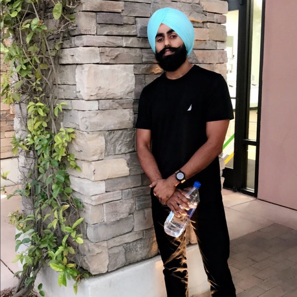 Meet your Posher, Gurdial - Picture 1 of 1